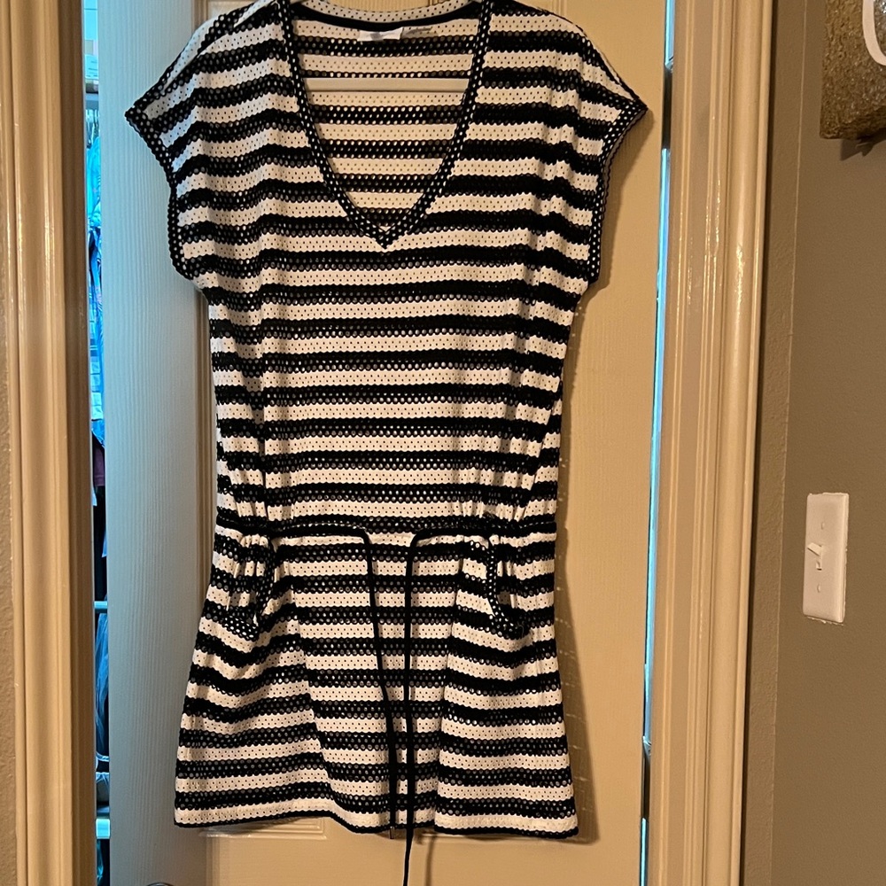 Calvin Klein Black and White Swimwear coverup